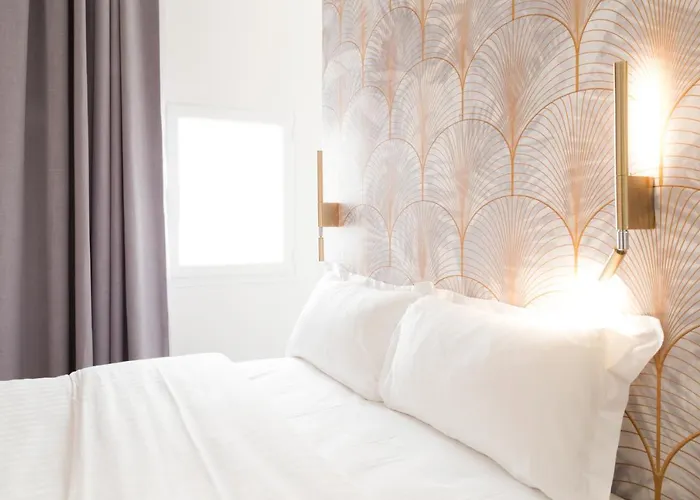 Hotel Au Coeur Du Marais