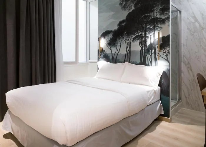 Hotel Au Coeur Du Marais 2*
