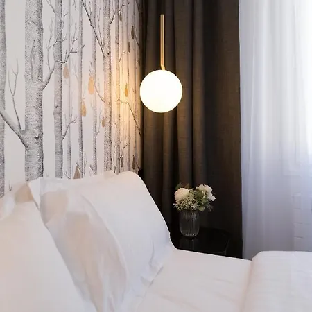 So Marais Hotel 2*